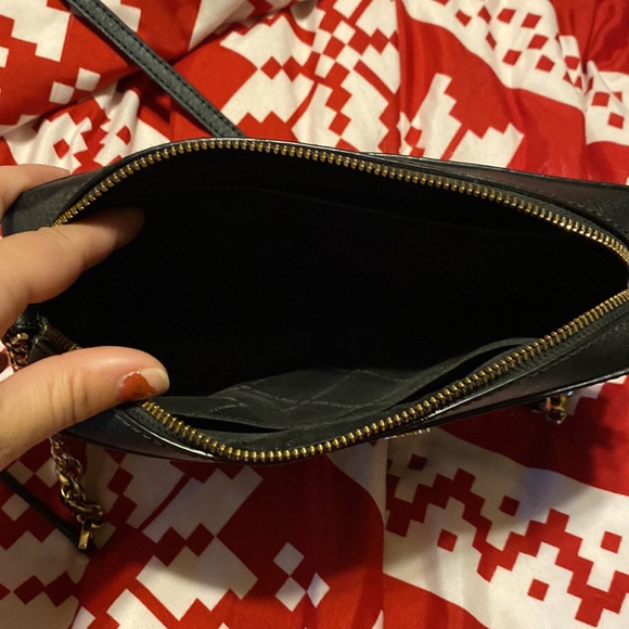 Michael Kors Cross Body - Picture 3 of 4